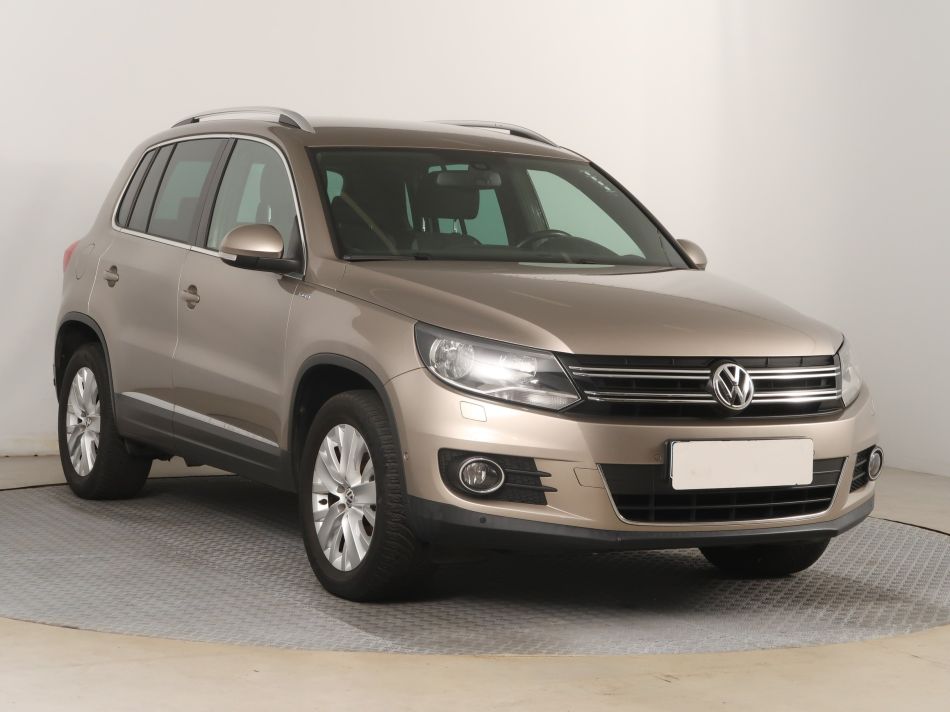 Volkswagen Tiguan - 2013
