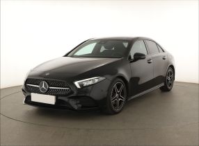 Mercedes-Benz A - 2021
