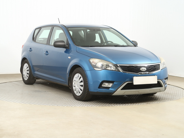 Kia Ceed 2011
