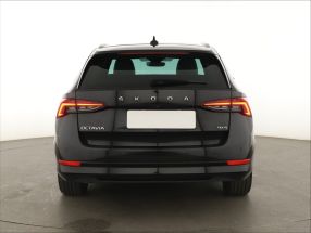 Škoda Octavia - 2022