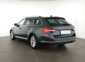Skoda Superb - 2019