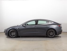 Tesla Model 3 - 2019