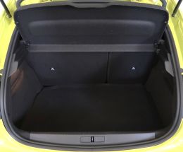 Peugeot 208 - 2024