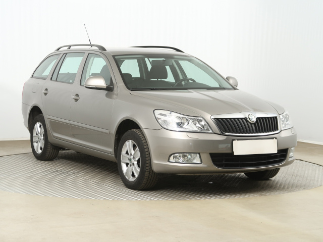 Škoda Octavia 2010