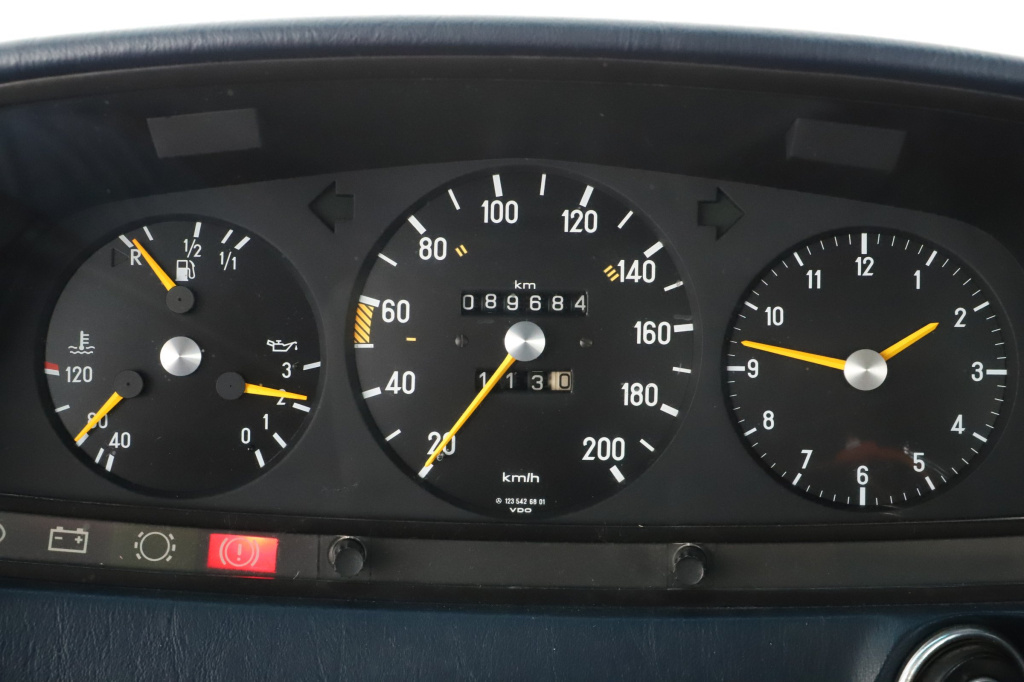 Mercedes-Benz W123