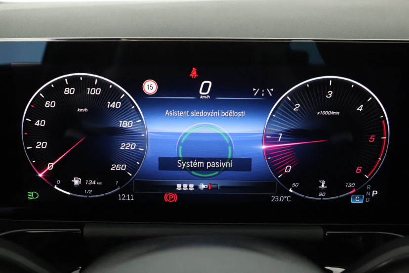 Mercedes-Benz GLA, 2025