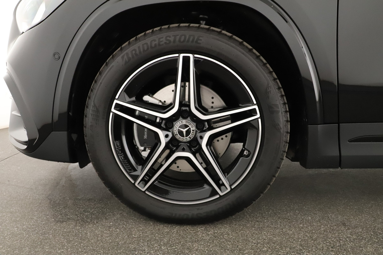 Mercedes-Benz GLA - 2025