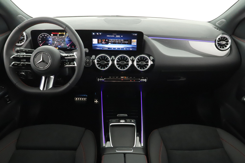 Mercedes-Benz GLA, 2025