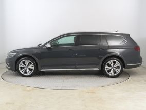 Volkswagen Passat - 2021