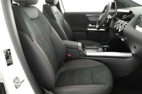 Mercedes-Benz GLA - 2025