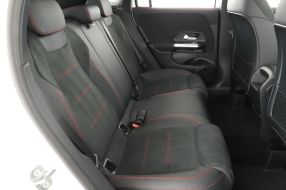 Mercedes-Benz GLA - 2025