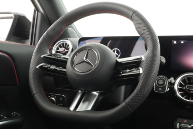 Mercedes-Benz GLA - 2025