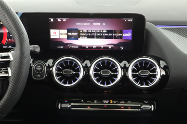 Mercedes-Benz GLA - 2025