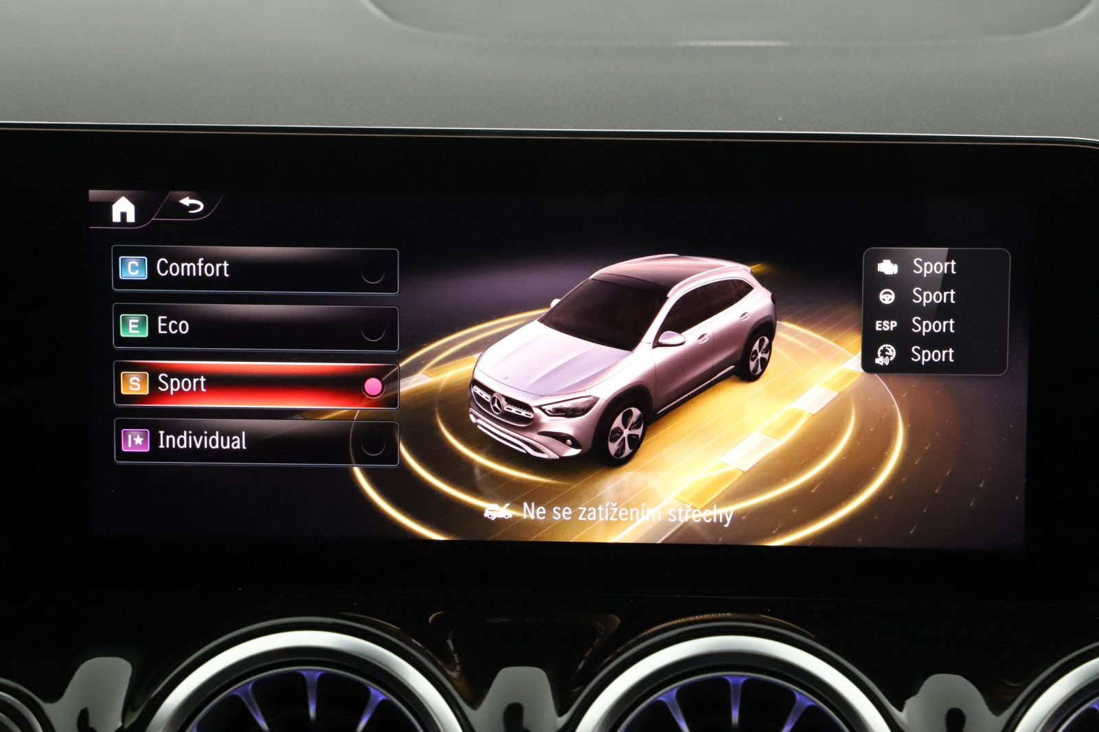 Mercedes-Benz GLA - 2025