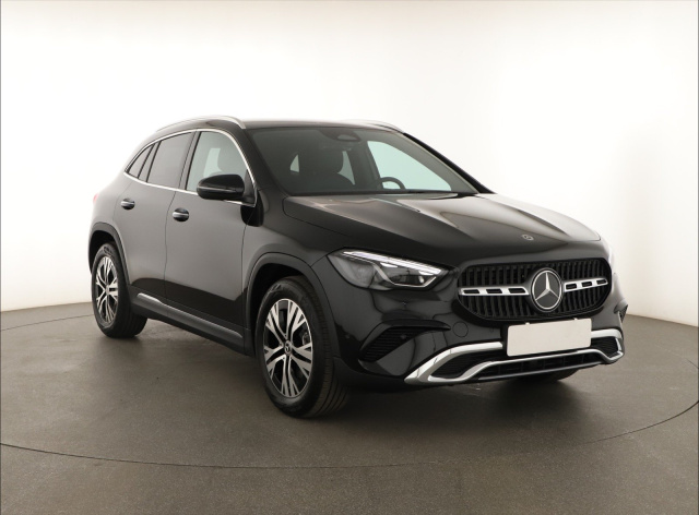 Mercedes-Benz GLA 2025