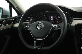 Volkswagen Passat - 2017