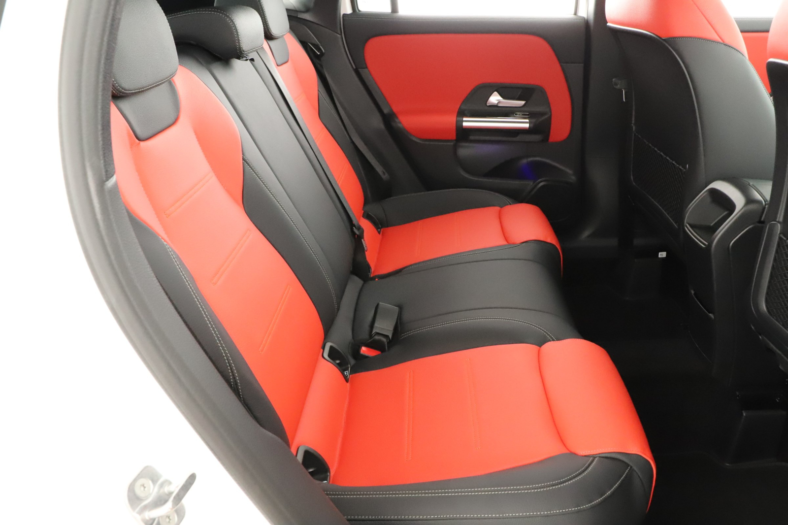 Mercedes-Benz GLA - 2025