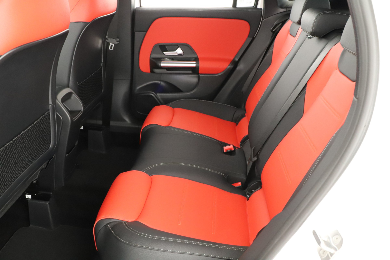 Mercedes-Benz GLA - 2025