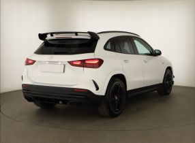 Mercedes-Benz GLA - 2025