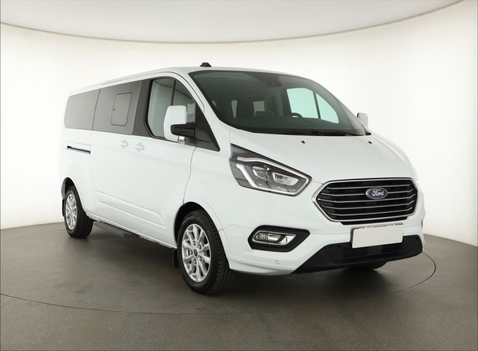 Ford Tourneo Custom - 2022