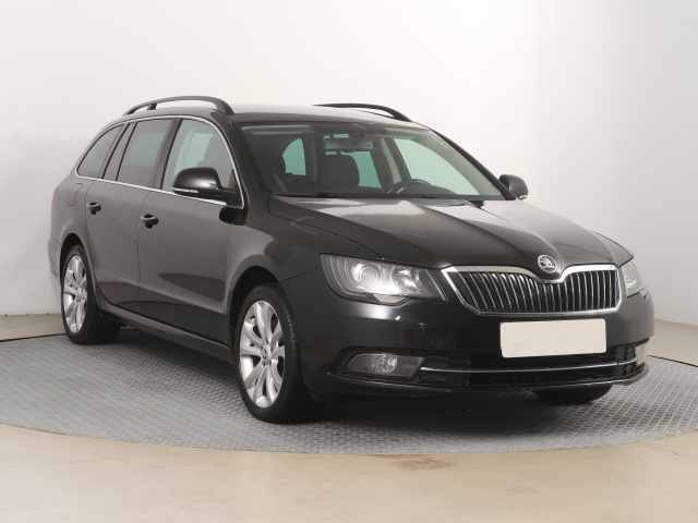 Škoda Superb, 2014