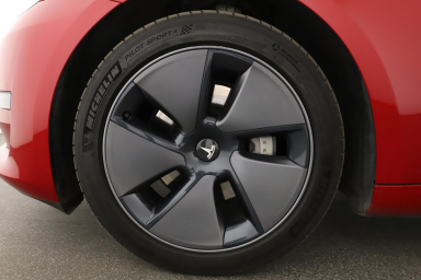 Tesla Model 3 - 2023