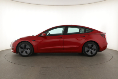 Tesla Model 3 - 2023