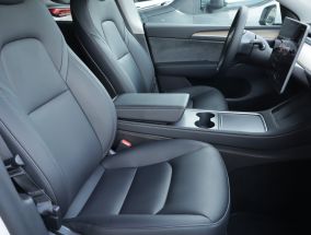 Tesla Model Y - 2022
