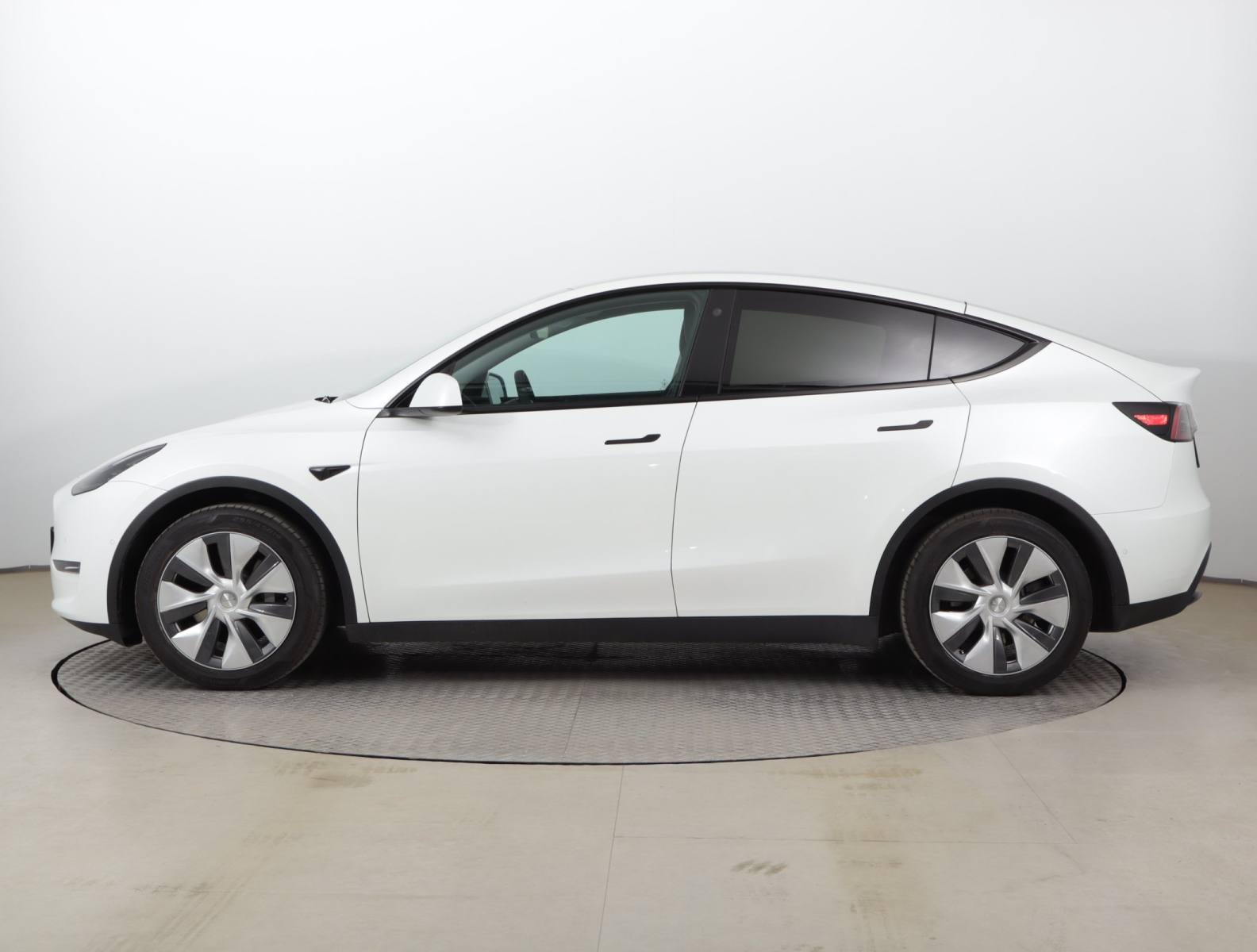 Tesla Model Y - 2022