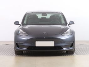 Tesla Model 3 - 2021
