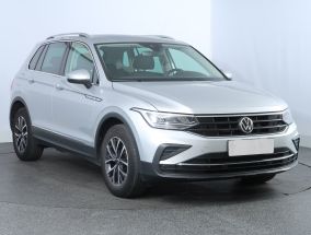 Volkswagen Tiguan - 2020