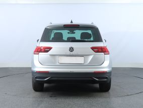 Volkswagen Tiguan - 2020
