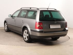 Volkswagen Passat - 2003