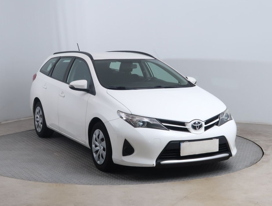 Toyota Auris - 2014