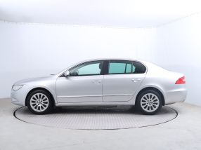 Skoda Superb - 2012