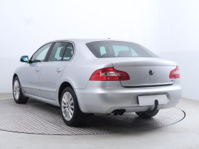 Skoda Superb - 2012
