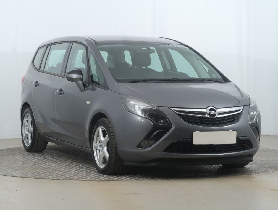 Opel Zafira - 2016