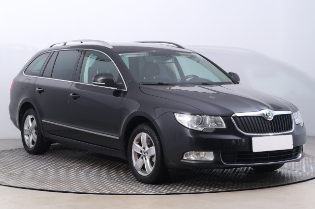 Škoda Superb, 2012