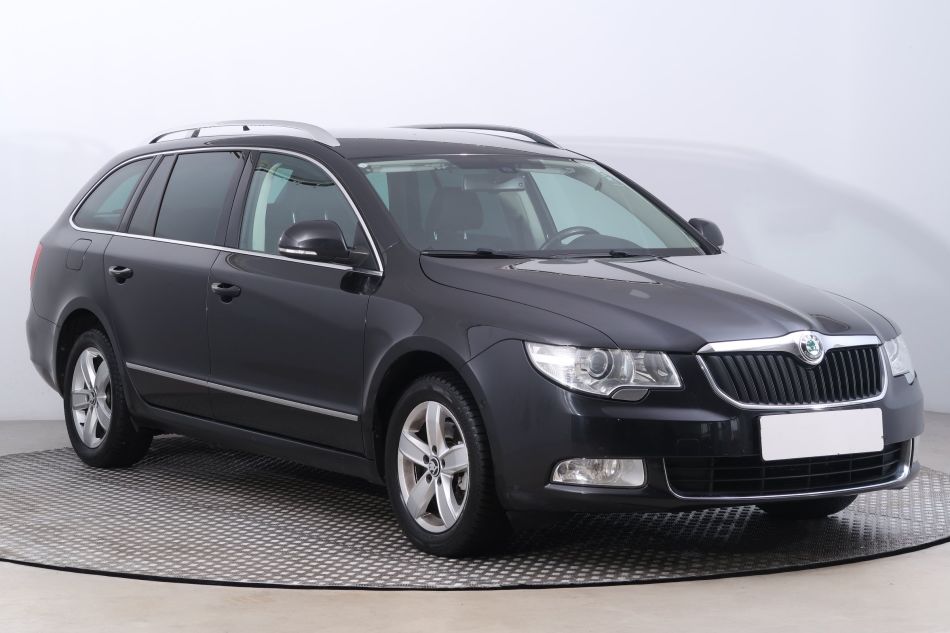 Skoda Superb - 2012