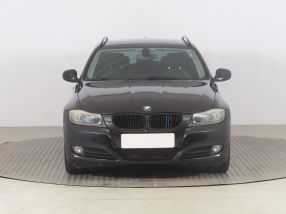 BMW 3 - 2010