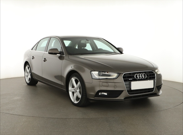 Audi A4 2014