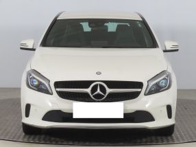 Mercedes-Benz A - 2015