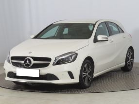 Mercedes-Benz A - 2015