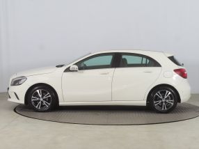 Mercedes-Benz A - 2015