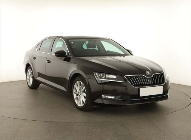 Škoda Superb 2017