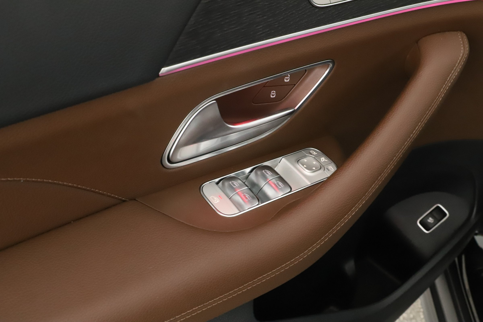 Mercedes-Benz GLS - 2025