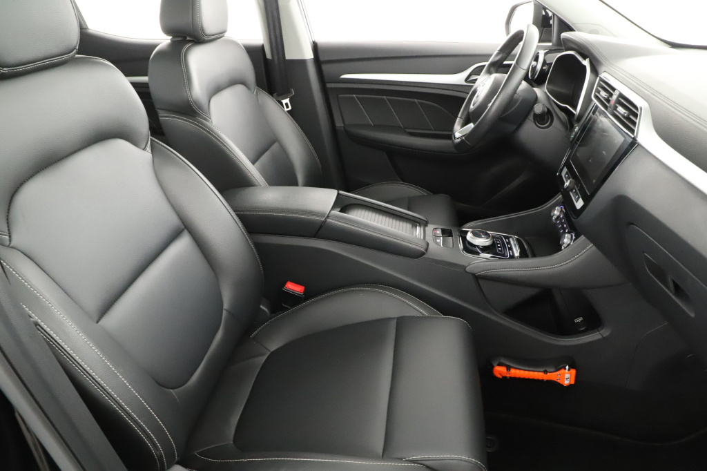 MG ZS SUV