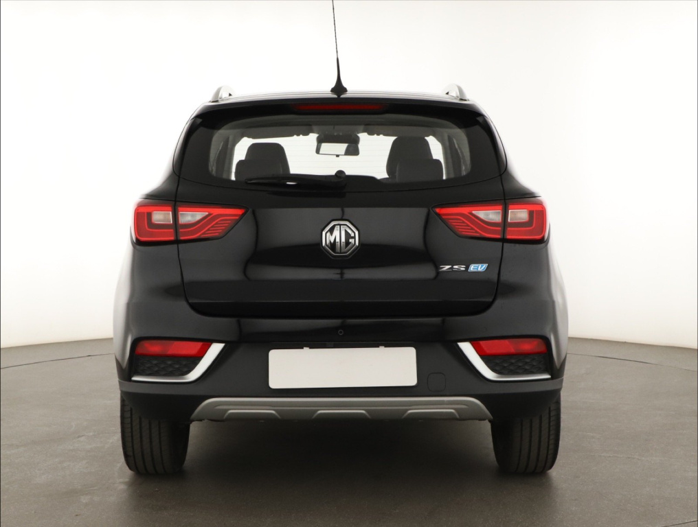 MG ZS SUV