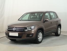 Volkswagen Tiguan - 2012