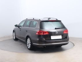 Volkswagen Passat - 2012